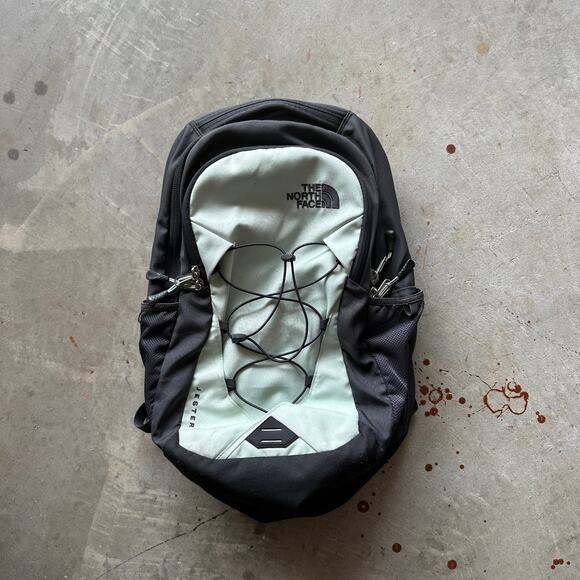 The North Face Jester Flexvent Backpack White Black One Size - Picture 1 of 16